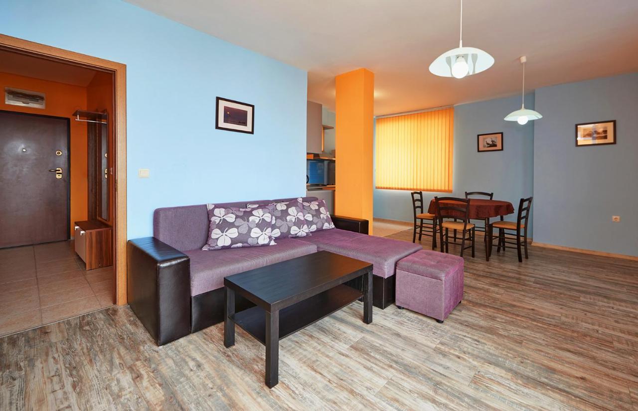 Apartments Dimitrovi Pomorie Luaran gambar