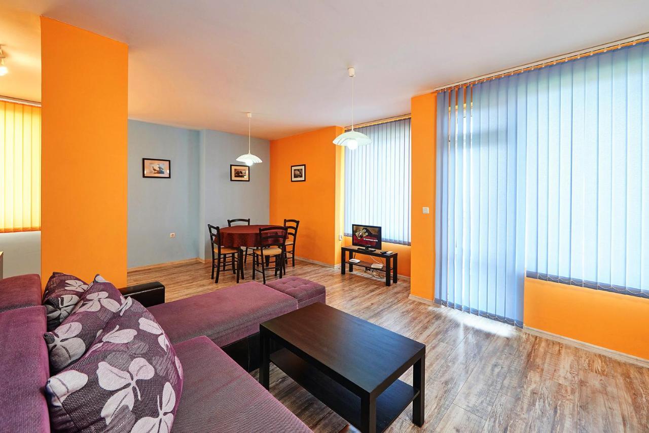 Apartments Dimitrovi Pomorie Luaran gambar