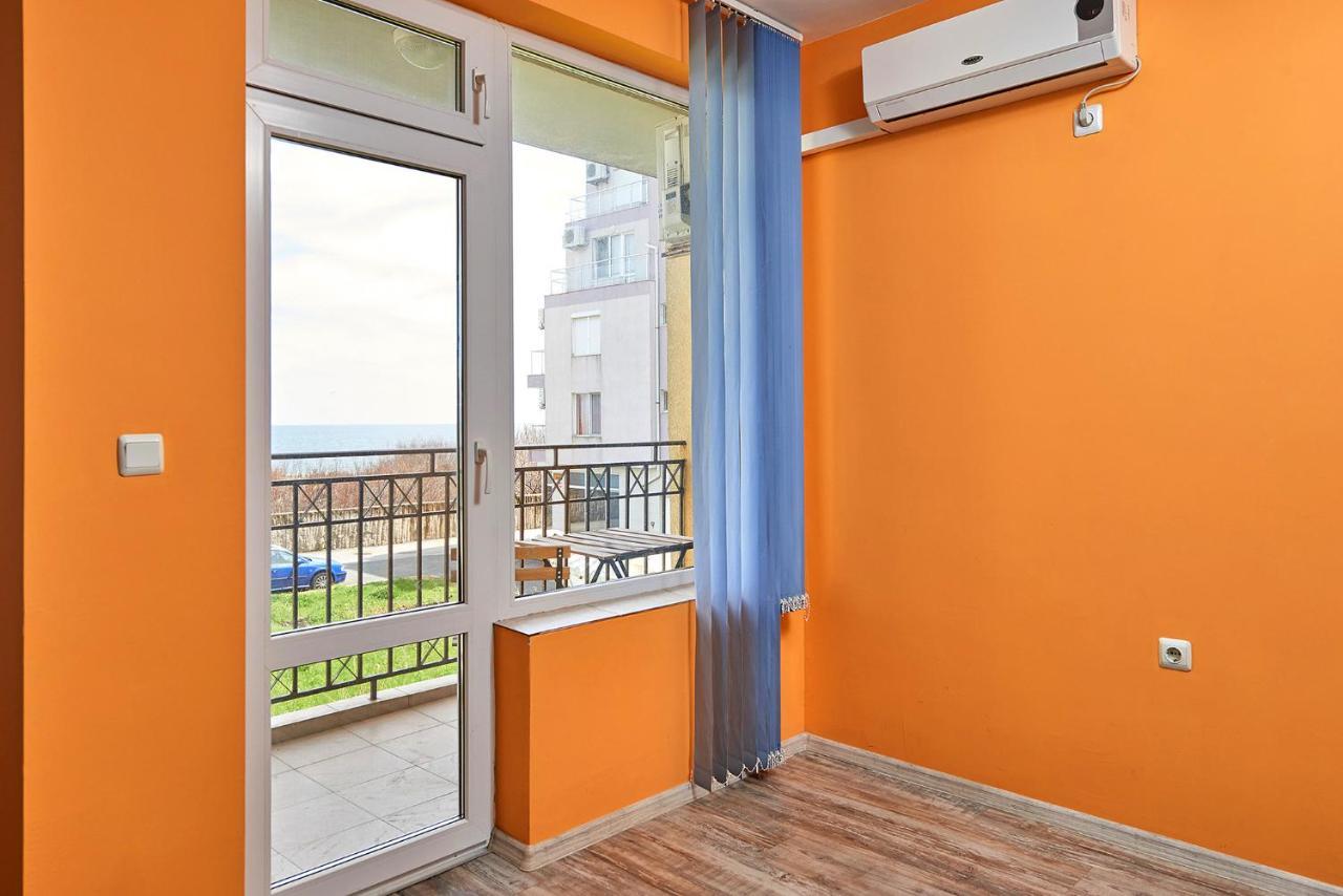 Apartments Dimitrovi Pomorie Luaran gambar