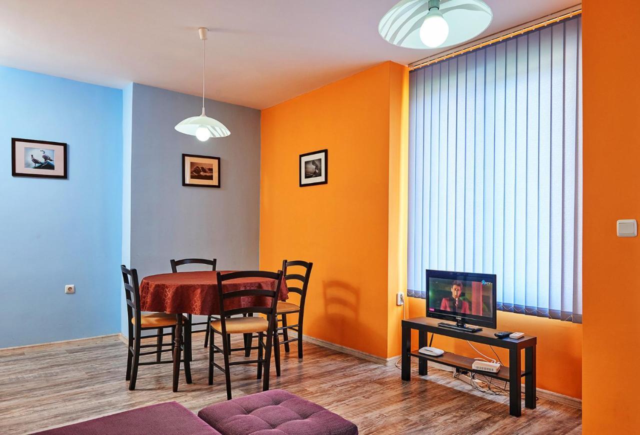 Apartments Dimitrovi Pomorie Luaran gambar